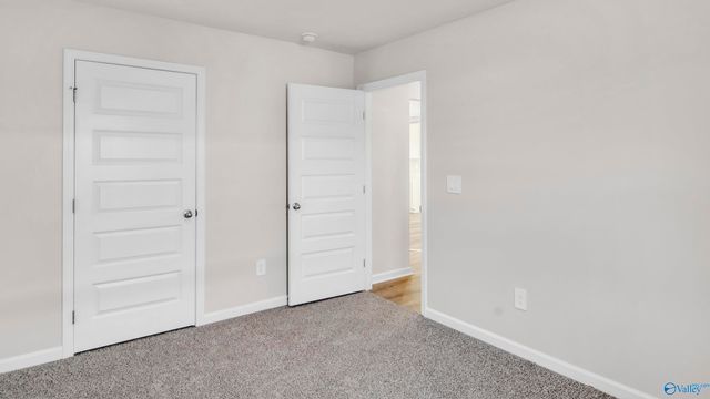 9938 Sequoyah Cove Drive SE, Owens Cross Roads, AL 35763