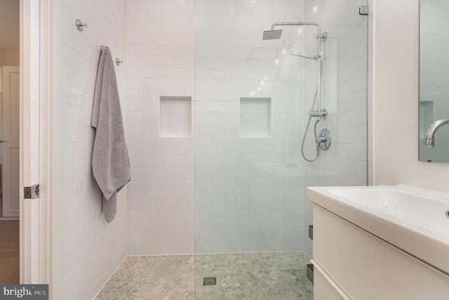 1741 1ST ST NW #2, Washington, DC 20001