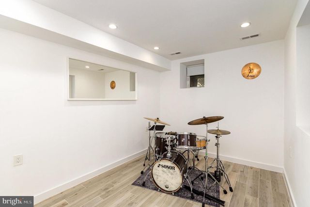 1741 1ST ST NW #2, Washington, DC 20001