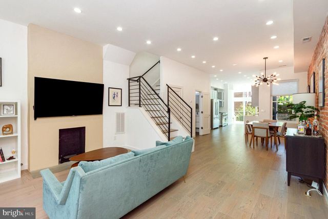 1741 1ST ST NW #2, Washington, DC 20001