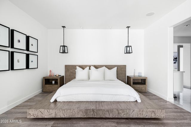 10011 E Windrose Drive, Scottsdale, AZ 85260