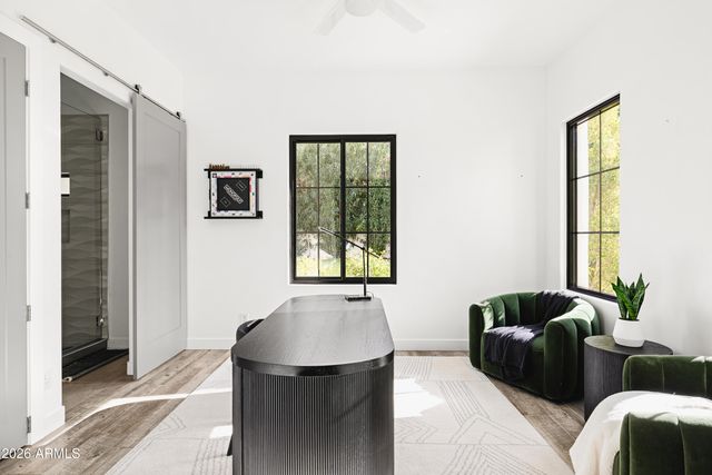 10011 E Windrose Drive, Scottsdale, AZ 85260