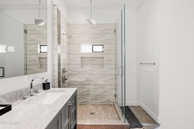 10011 E Windrose Drive, Scottsdale, AZ 85260