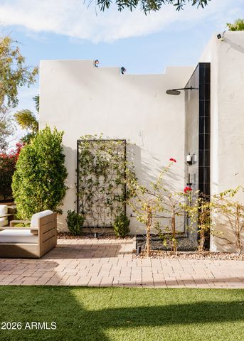 10011 E Windrose Drive, Scottsdale, AZ 85260