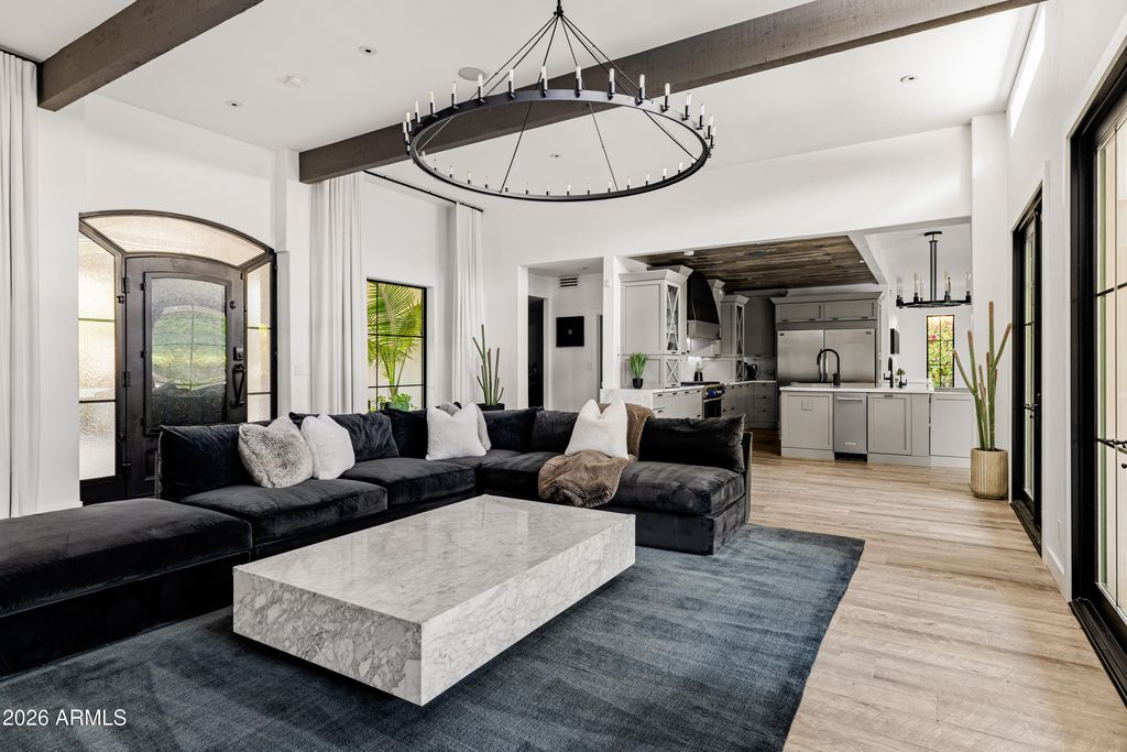 10011 E Windrose Drive, Scottsdale, AZ 85260