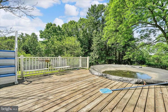 190 BRIER CITY RD, Pottsville, PA 17901