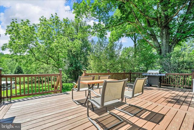 190 BRIER CITY RD, Pottsville, PA 17901