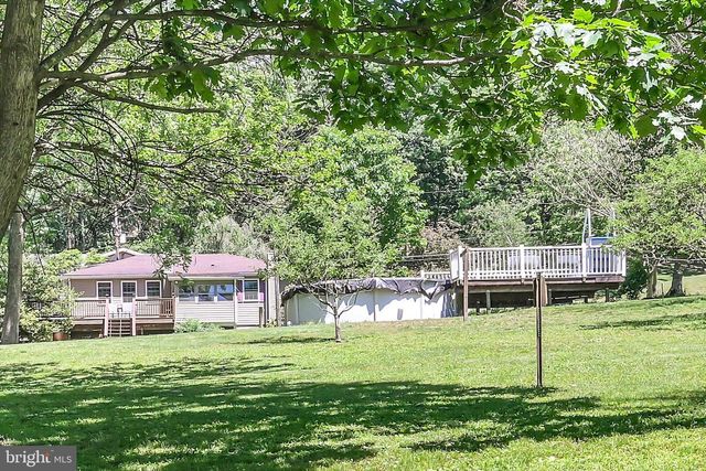 190 BRIER CITY RD, Pottsville, PA 17901