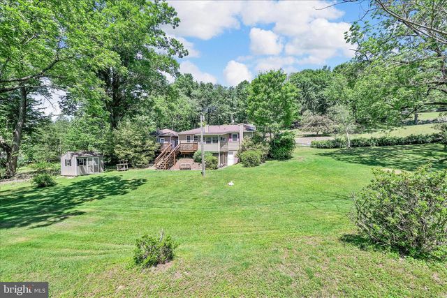 190 BRIER CITY RD, Pottsville, PA 17901