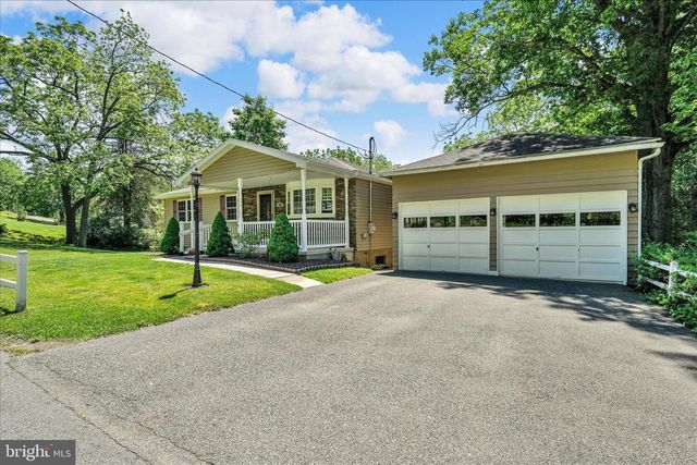190 BRIER CITY RD, Pottsville, PA 17901