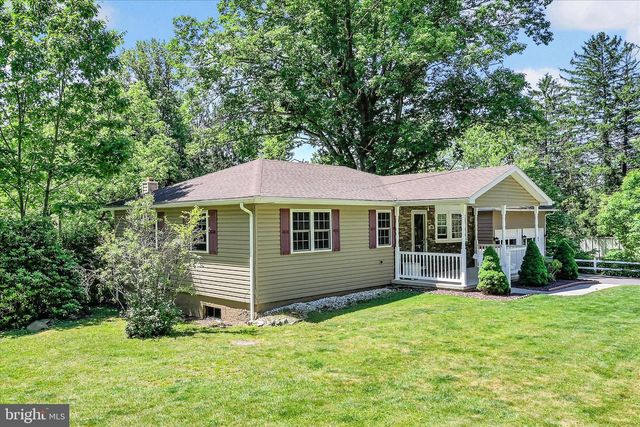 190 BRIER CITY RD, Pottsville, PA 17901