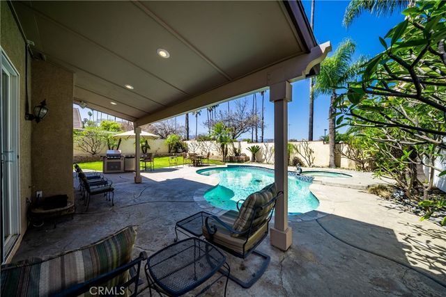 2536 Sweet Rain, Corona, CA 92881