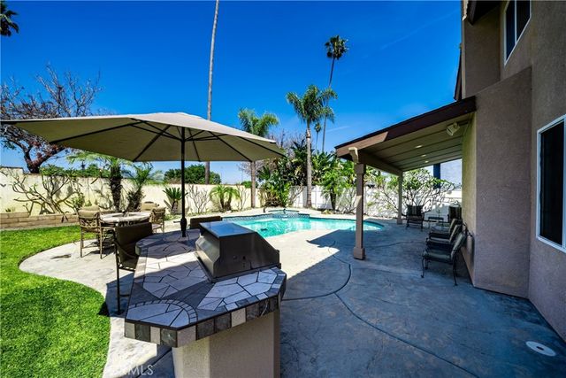 2536 Sweet Rain, Corona, CA 92881