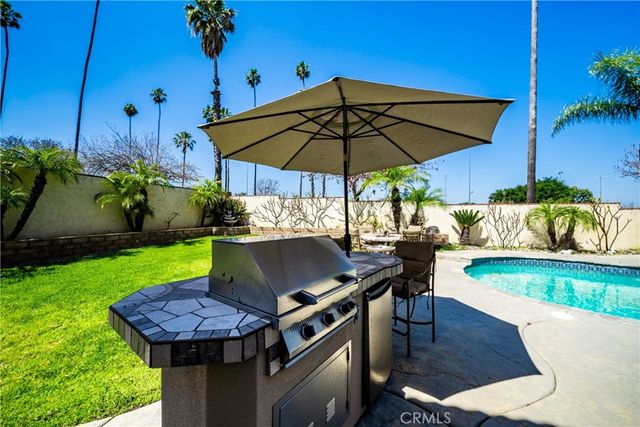 2536 Sweet Rain, Corona, CA 92881