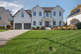 2185 Bierce DR, Virginia Beach, VA 23454