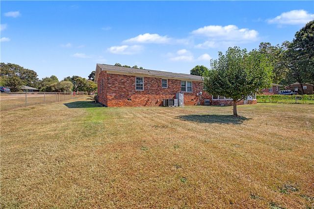 803 Gordon Street, Anderson, SC 29626