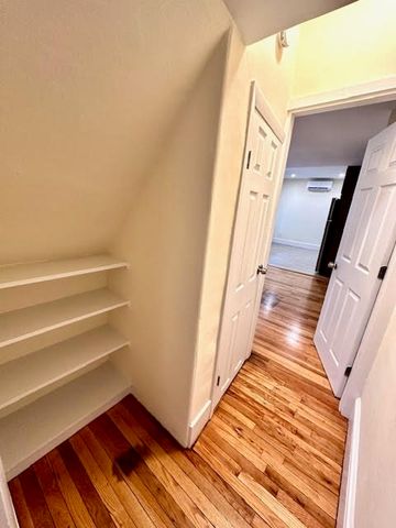 37 Gordon St 1, Waltham, MA 02453