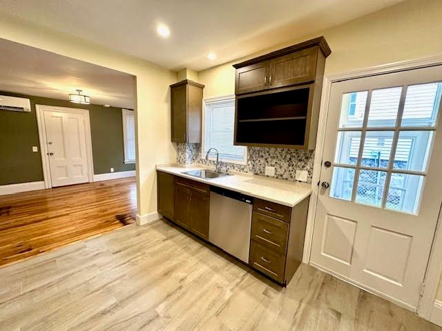 37 Gordon St 1, Waltham, MA 02453