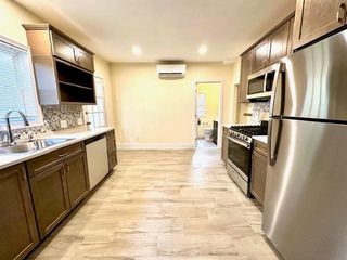 37 Gordon St 1, Waltham, MA 02453