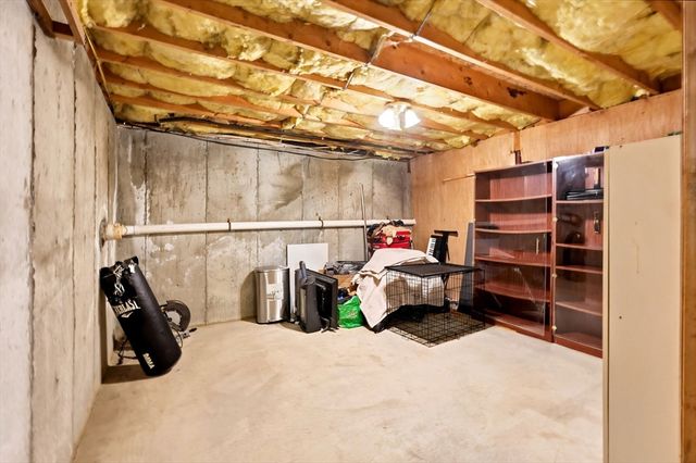 11 Elmwood Dr, Berkley, MA 02779