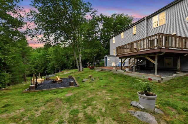 11 Elmwood Dr, Berkley, MA 02779