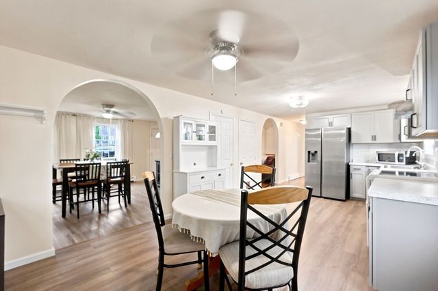 11 Elmwood Dr, Berkley, MA 02779
