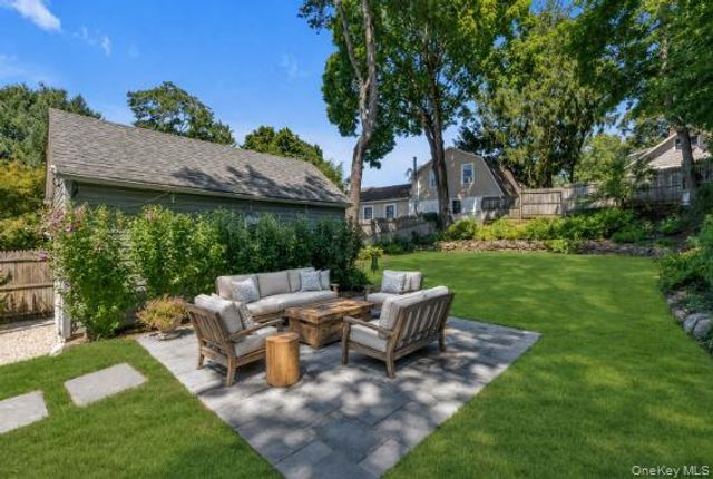 64 Tooker Avenue, Oyster Bay, NY 11771