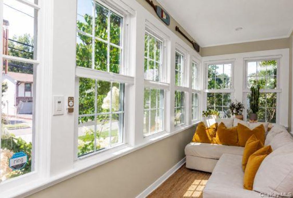64 Tooker Avenue, Oyster Bay, NY 11771 — photo 2