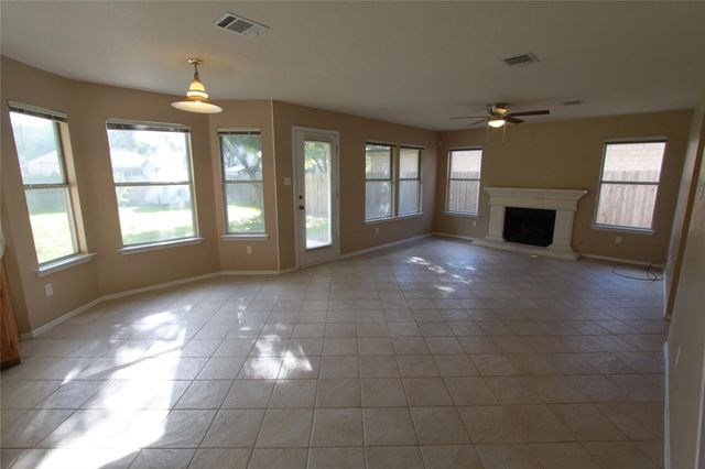 3309 Kissman DR, Austin, TX 78728