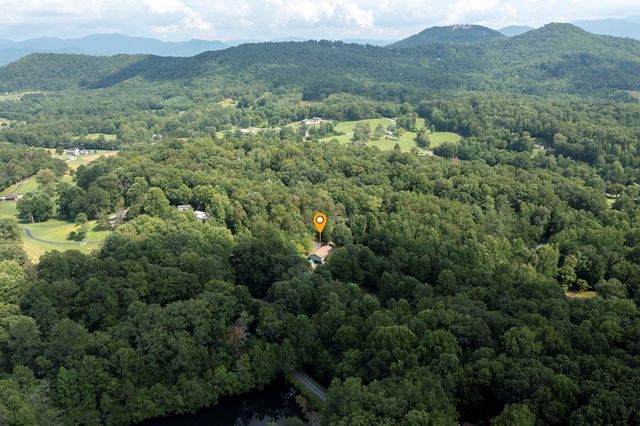 488 West Cherry, Hayesville, NC 28904