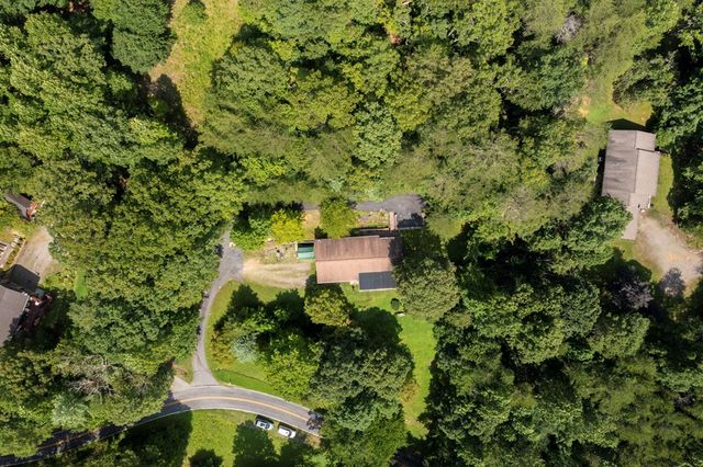 488 West Cherry, Hayesville, NC 28904