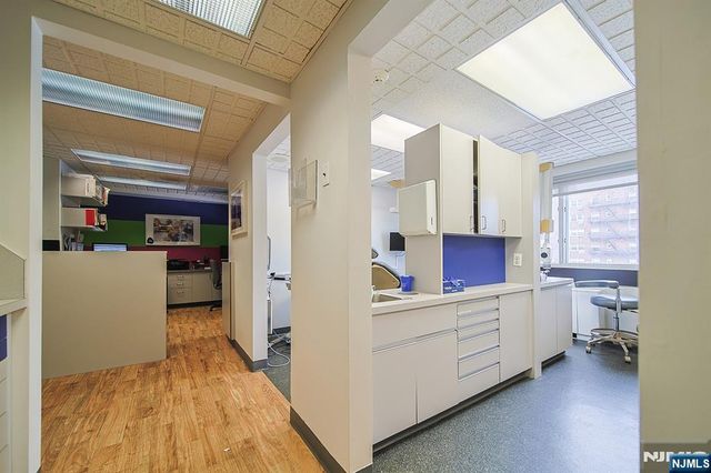 2185 Lemoine 1JJ, Fort Lee, NJ 07024