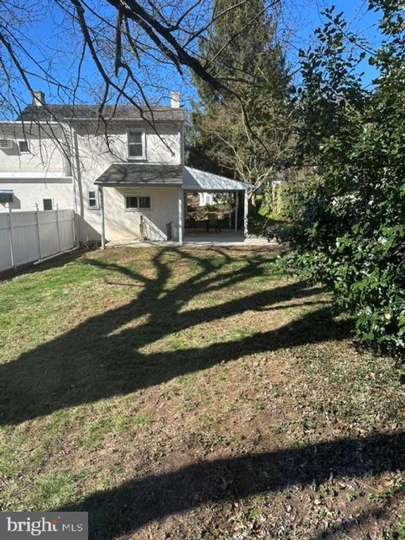 1202 REBEL HILL RD, Conshohocken, PA 19428