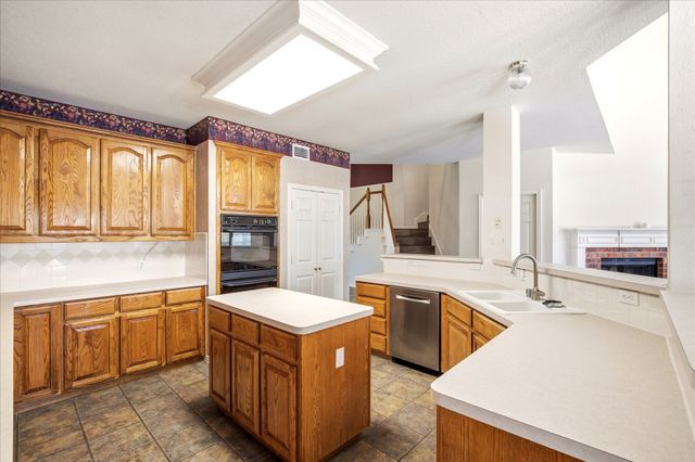 4024 Binley Drive, Richardson, TX 75082