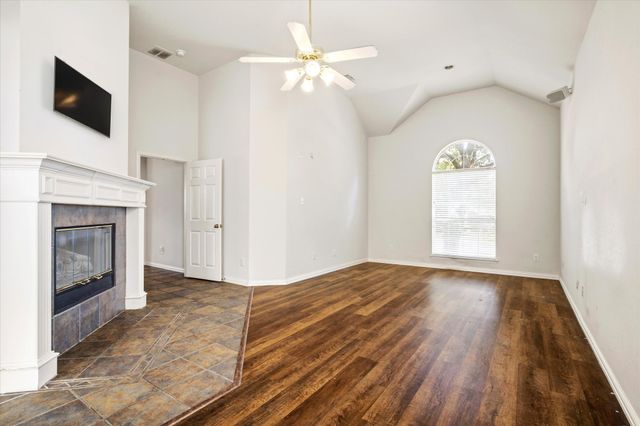 4024 Binley Drive, Richardson, TX 75082