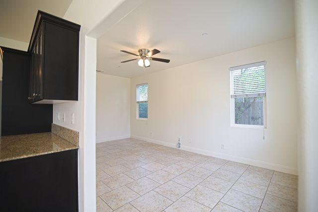 2160 N Stokes Court, Visalia, CA 93291