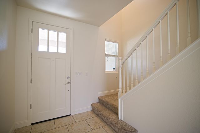 2160 N Stokes Court, Visalia, CA 93291