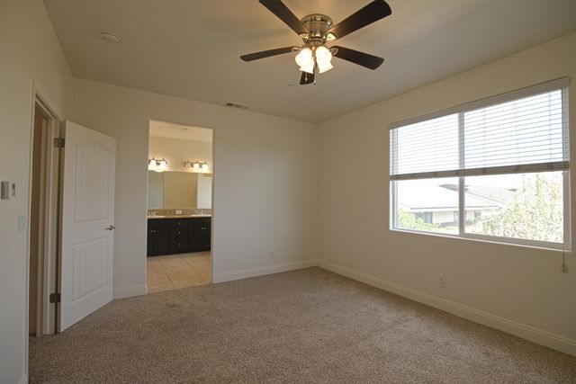 2160 N Stokes Court, Visalia, CA 93291