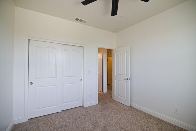 2160 N Stokes Court, Visalia, CA 93291