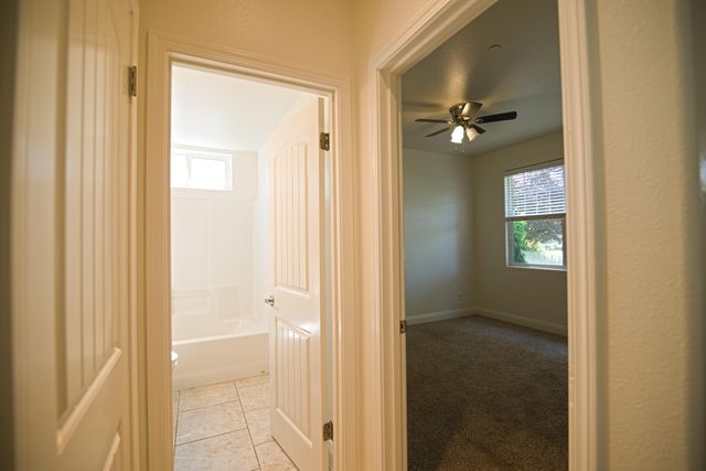 2160 N Stokes Court, Visalia, CA 93291