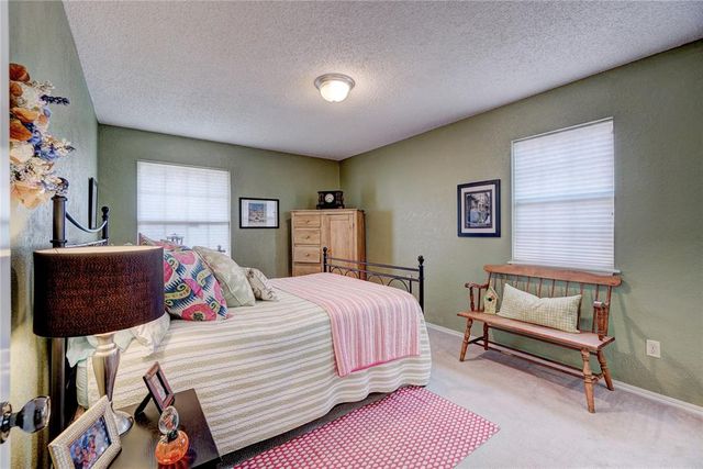 20 Coventry Court, Edmond, OK 73012