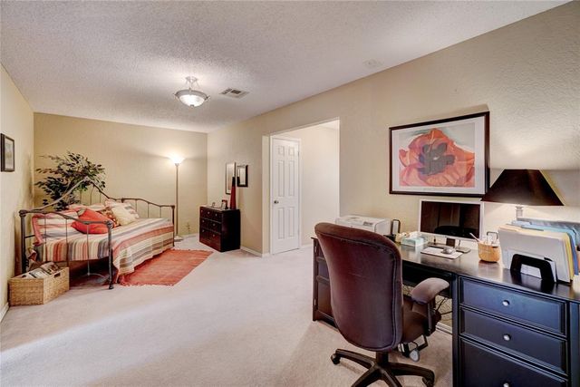 20 Coventry Court, Edmond, OK 73012