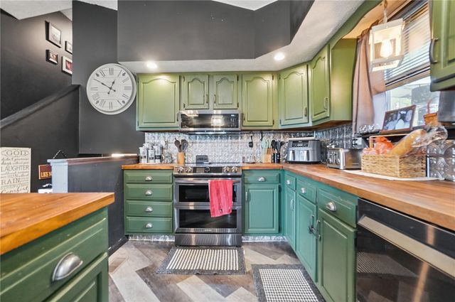 5209 N Addison New Carlisle Road, Casstown, OH 45312