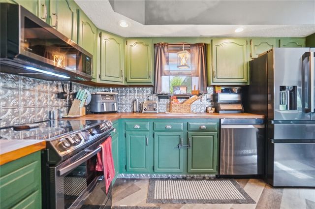 5209 N Addison New Carlisle Road, Casstown, OH 45312
