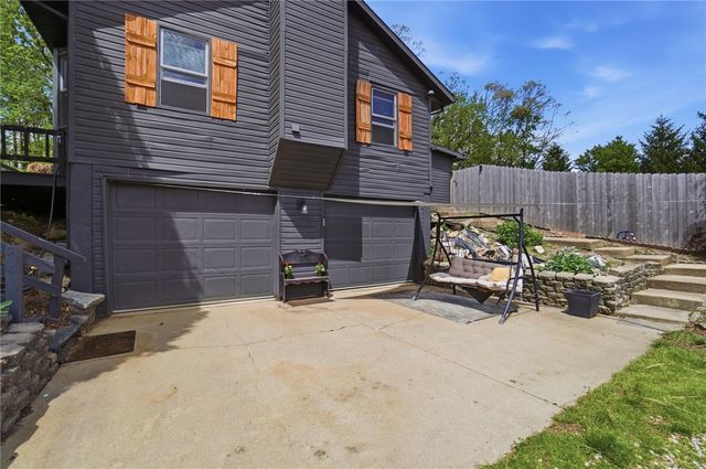 5209 N Addison New Carlisle Road, Casstown, OH 45312