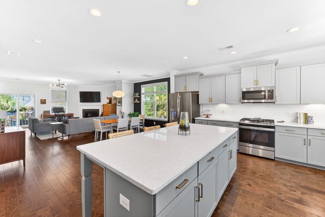 1555 Moss Spring Road, Mount Pleasant, SC 29466