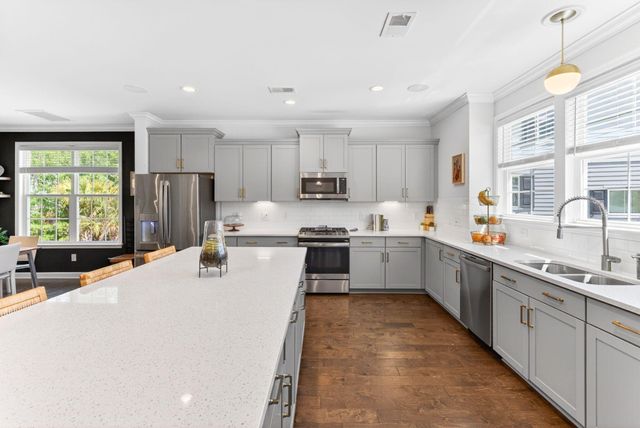 1555 Moss Spring Road, Mount Pleasant, SC 29466