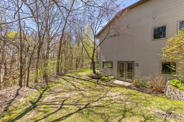 5900 Cannon Hills Drive NE, Ada, MI 49301