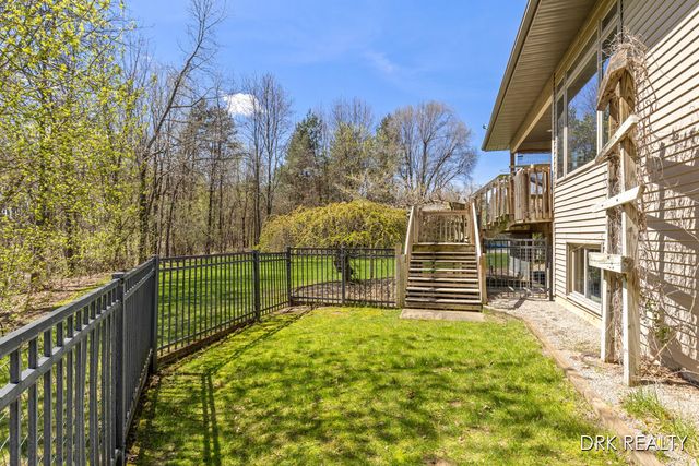5900 Cannon Hills Drive NE, Ada, MI 49301