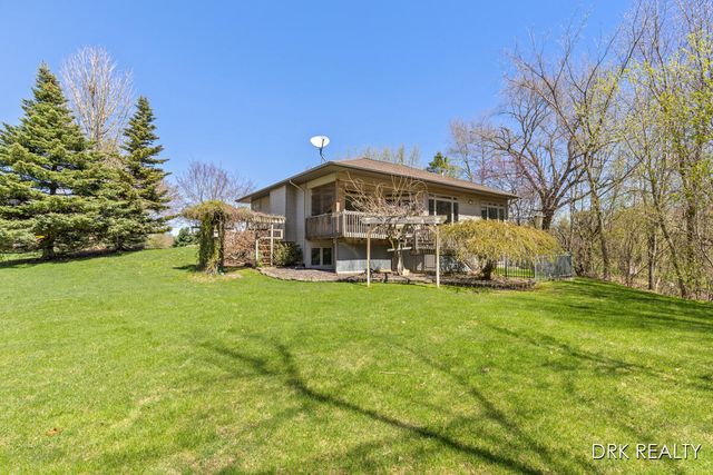 5900 Cannon Hills Drive NE, Ada, MI 49301